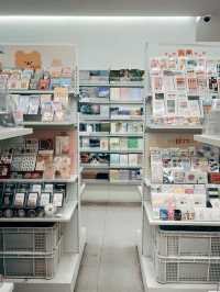 🇰🇷韓國首爾弘大探店📒made by 超級可愛的文創文具店