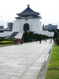 🏯 : Chiang Kai-shek Memorial Hall เที่ยวไต้หวัน