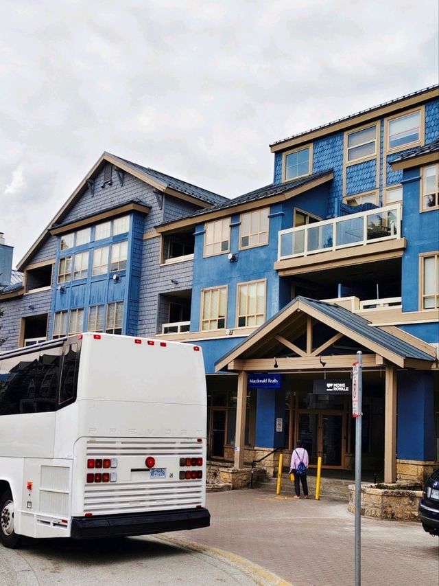 好逛又好拍令人難忘的Whistler Village Centre🥰