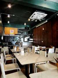 Cozy Western Dining at Farmer’s Market, Bayan Baru