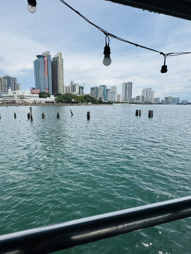  《馬尼拉灣最Chill的海上餐廳｜Harbor View Restaurant》