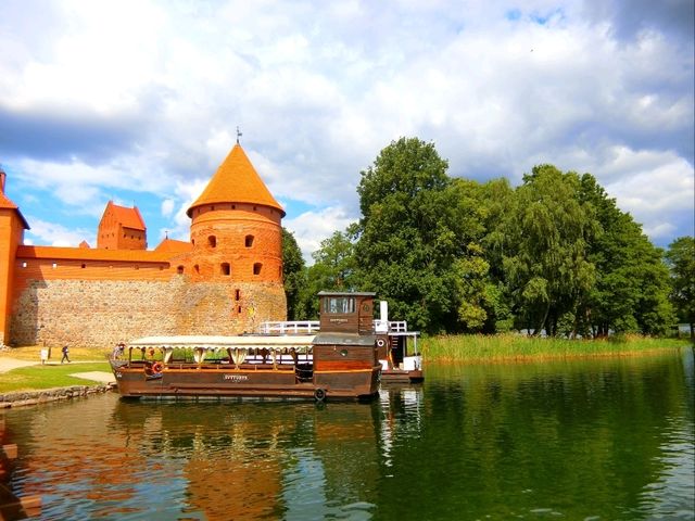 【リトアニア🇱🇹】湖に浮かぶ城🏰トラカイ島城