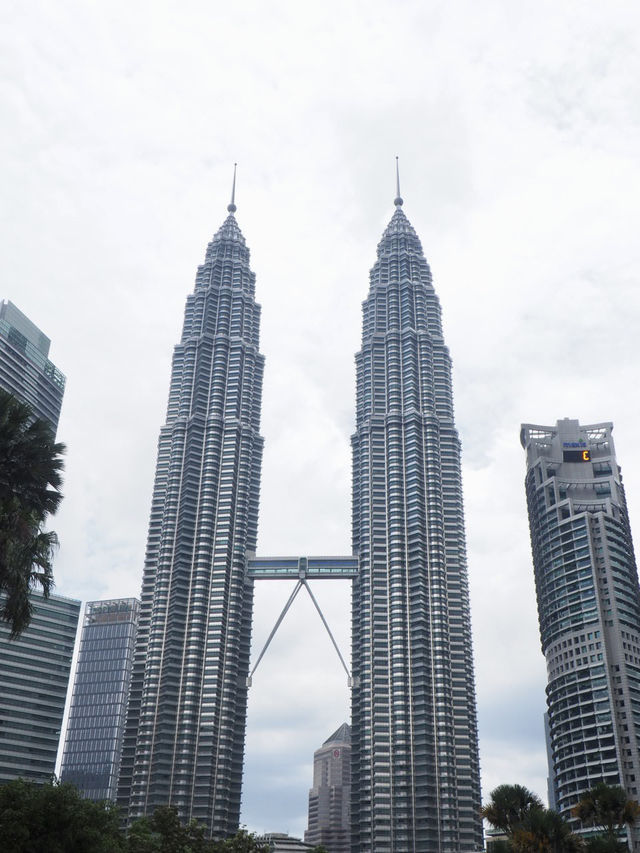 Kuala Lumpur Travel Guide - Discover the Heart of Malaysia 