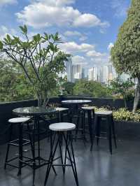 Stay with style & comfort at Sawana.