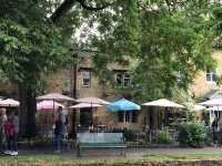 🌿 영국 런던 버튼 온 더 워터, 작은 강가 마을의 매력