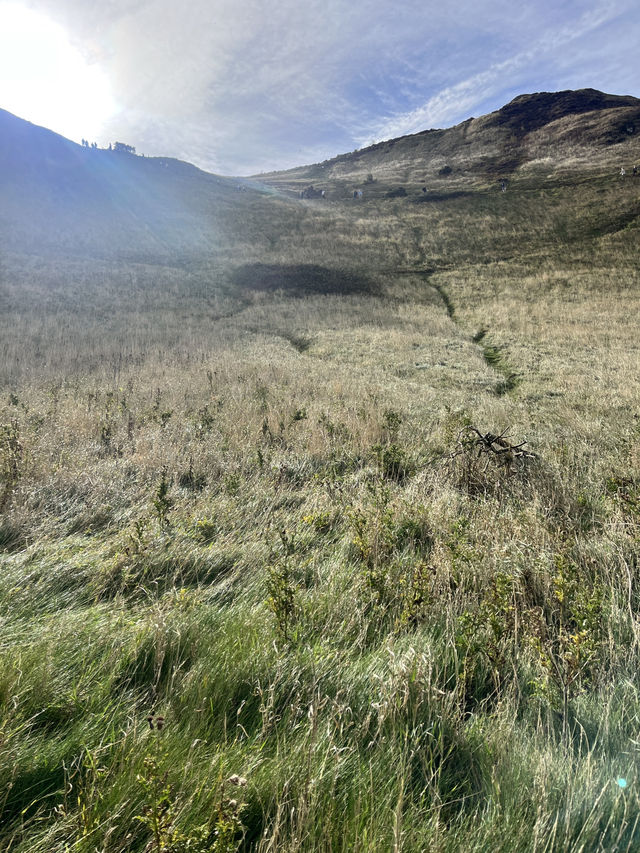 Climbing the Crown of Edinburgh: My Hike to Arthur’s Seat