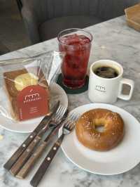 여유가 머무는 따뜻한 브런치 타임💚🌼