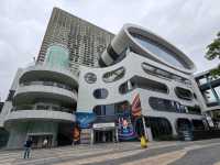 Golden Hour Stroll at Taipei 101: Sunset Vibes & Insta-Worthy Moments 🌇✨