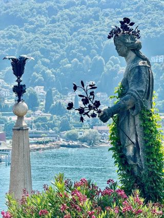 ผืนน้ำแห่งเทือกเขาแอลป์และเสน่ห์แบบอิตาลี: ทะเลสาบมาจโจเร