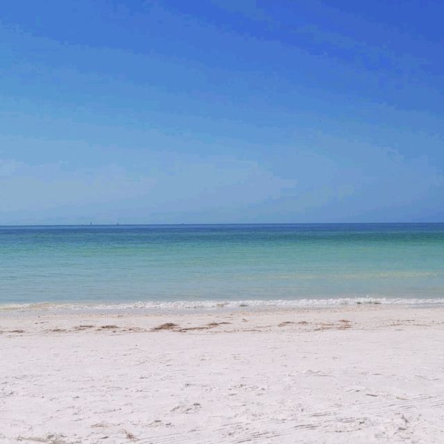 Crystal clear water and super soft sand 
