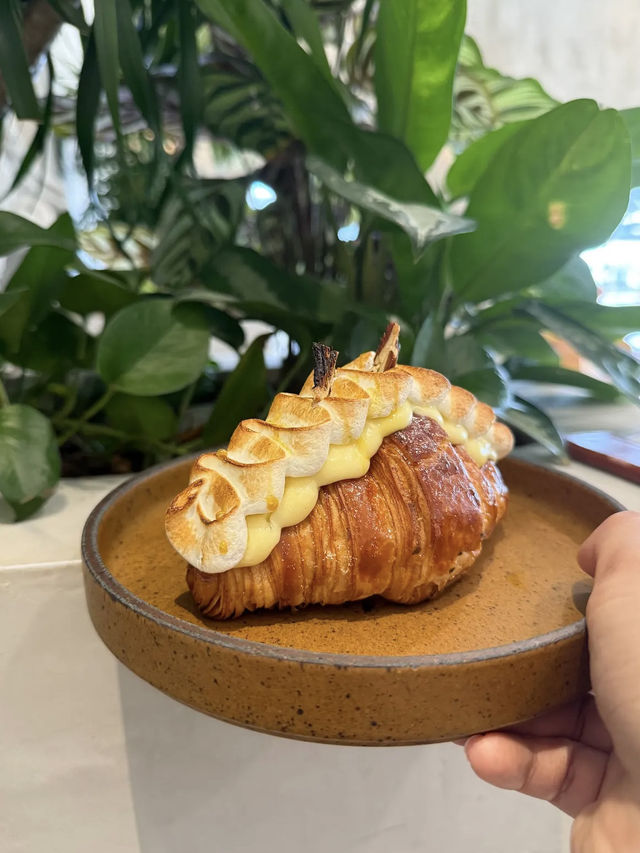 Nimmies Pastry Cafe