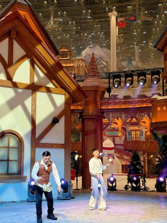 Shanghai’s Fairytale Ski Wonderland ❄️✨ #skitrip LIVE!