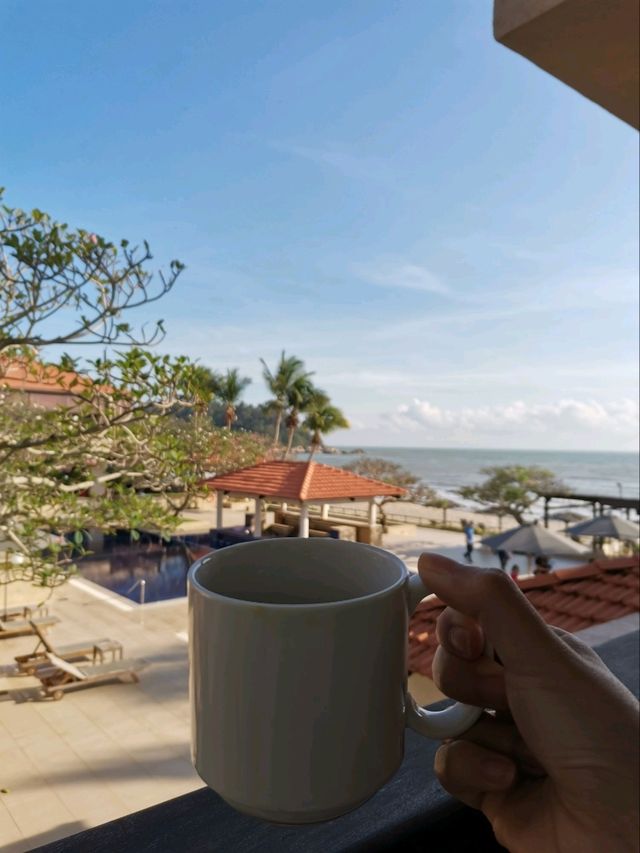 Looking for that relaxing beach break? 🌊🌊🌊
