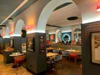 ร้านอาหารเยอรมันบรรยากาศร่วมสมัยที่ Karlsruhe