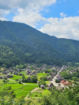 白川鄉：日本阿爾卑斯山脈中的永恆村莊