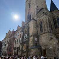 🇨🇿 Prague Travel Guide: The City of a Hundred Spires
