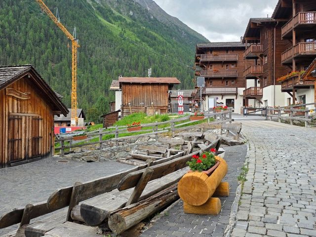 스위스 Grimentz 소도시 여행 Part2 : 도시 내부 여행 가이드