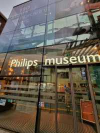 Eindhoven: Innovation, Design & the Lightbulb Legacy💡