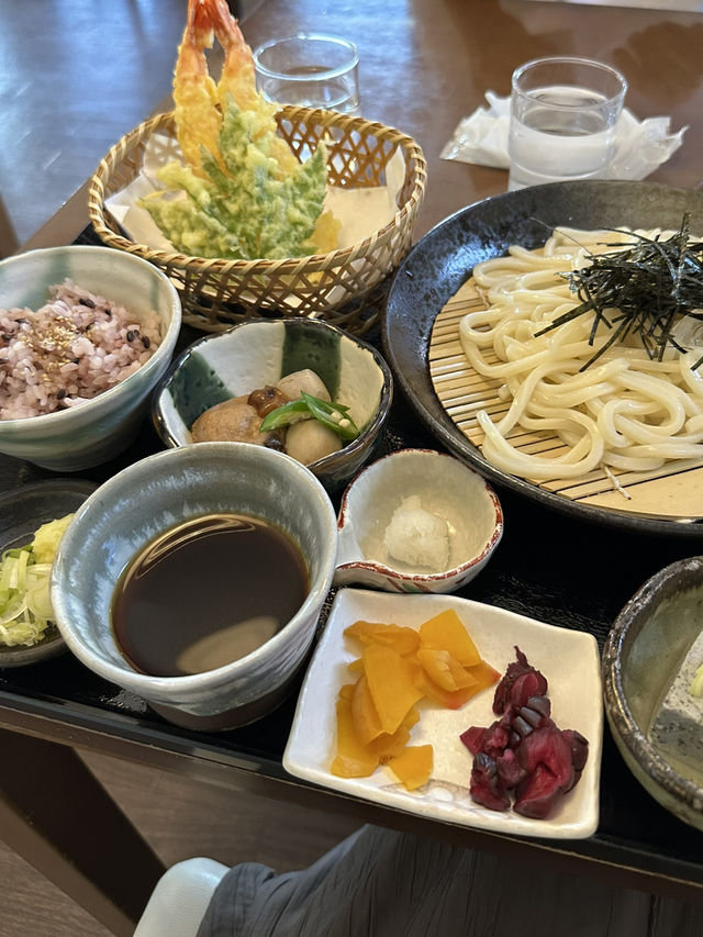 富士山六大熱門點·日川時計店·山中湖·羅森·沉浸式美景一日遊