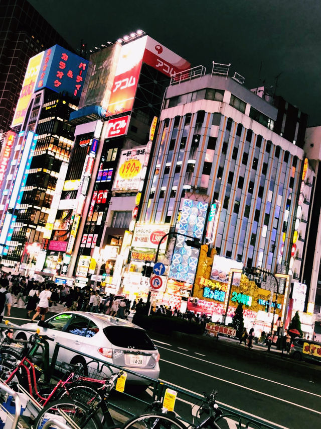 Tokyo on a Budget: Sushi, Shrines & Street Life