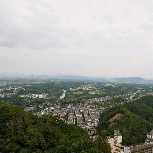 A View Worth the Climb: Yushan from Above 🌄🏯✨ A View Worth the Climb: Yushan from Above 🌄🏯✨