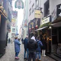 Cologne Weekend Vibes: Where Culture & Chill Collide 🌙🏨