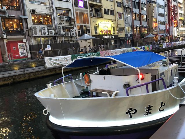 鬧市中乘船漫遊道頓堀🛥