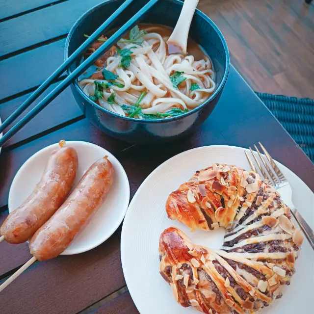 Memorable lunchie! 💜🤤😍