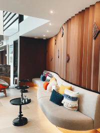 Check out this budget hotel in Bangkok 👆🏻