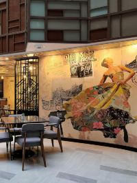 Check out this budget hotel in Bangkok 👆🏻