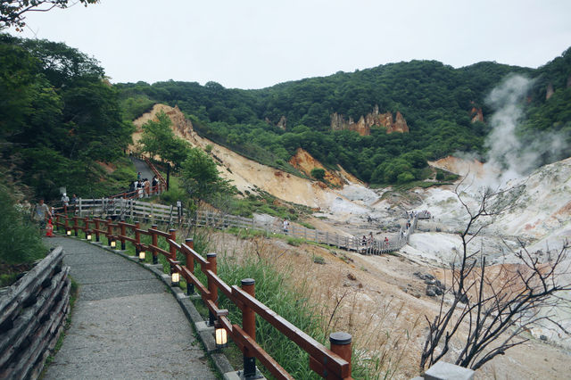 登別·地獄谷｜詭異神奇的北海道第一溫泉之鄉