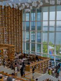 朵雲書院滴水湖上海人也可以讀書賞湖了