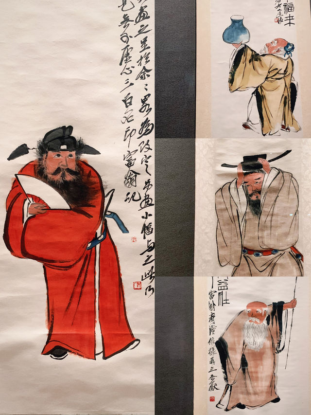 這個展得從負一樓開始逛，匯集了136件真跡