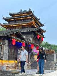 千華古村：依歷史背景仿古復建，遊人身臨其境仿佛穿越時空