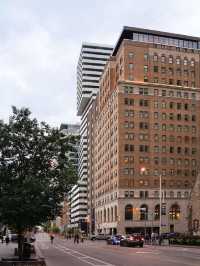 🌟 Toronto's Top Stay: Park Hyatt's Luxe & Locale 🌟