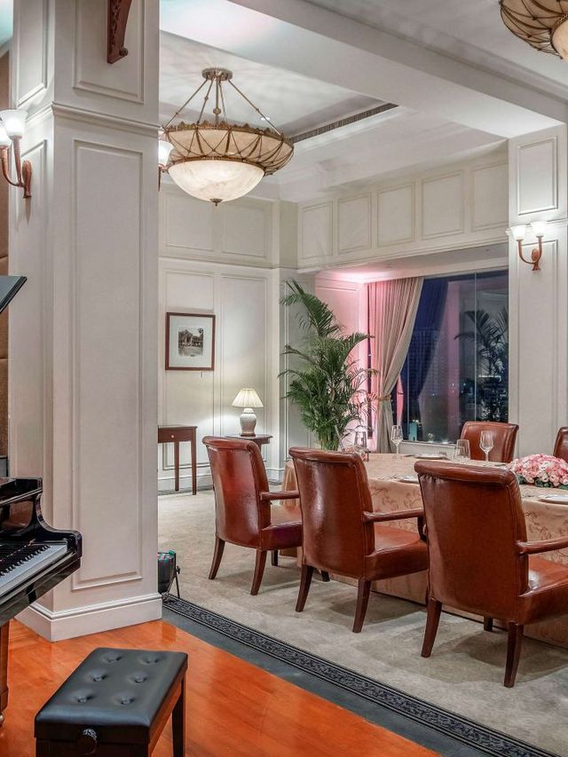 🌟 Phnom Penh's Sofitel: A Blend of Heritage & Luxury 🌟