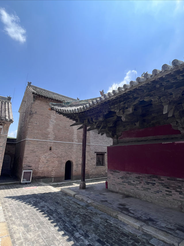 再遊崇明寺。