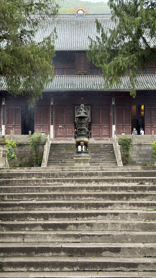 微雨天遊覽國清寺,以下是一些小貼士。