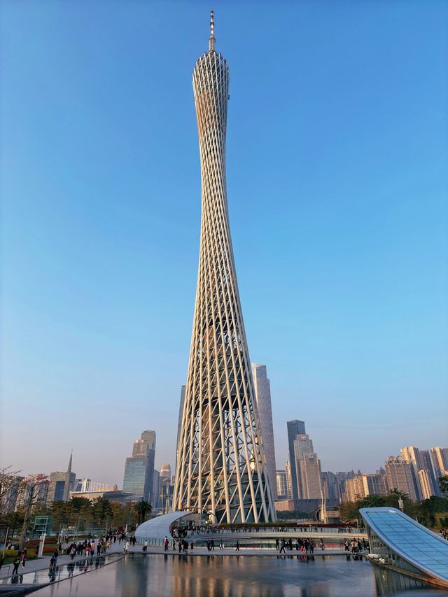 周末去哪兒|去廣州塔廣場多機位打卡小蠻腰