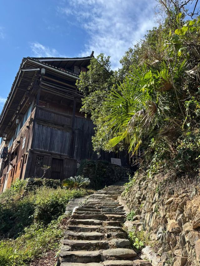 湖南懷化竟藏着一座侗寨「小布達拉宮」!