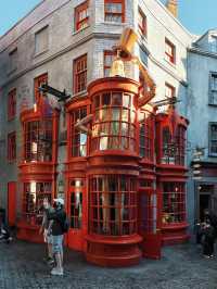 Orlando Universal Studios: One-Day Two-Park Nanny Guide