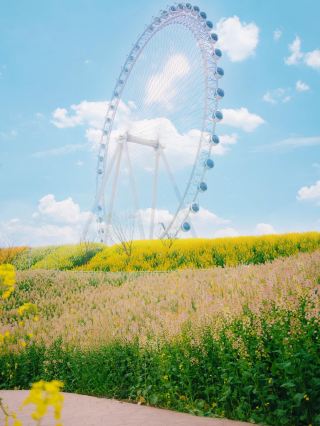 고속철도를 타면 이 보물 마을로 직행할 수 있어요. 이틀 밤낮으로 놀 수 있는 흔치않은 방법이에요!