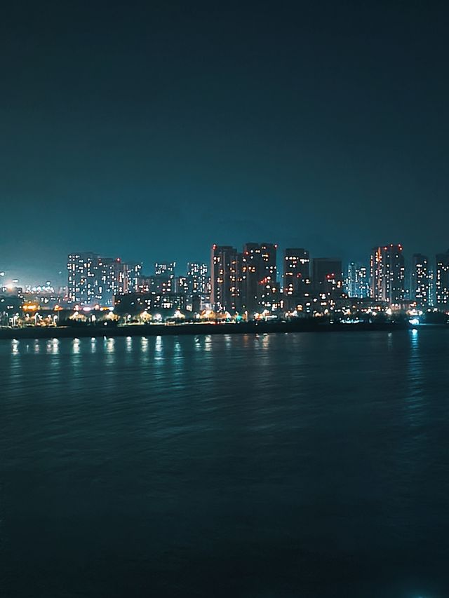 酒店測評~青島東方影都希爾頓逸林酒店