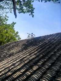 重元寺門口竟然有商業街，簡直絕了  項目由唐人山水文旅操刀，依託重元寺商業街的復古建築，搖身一