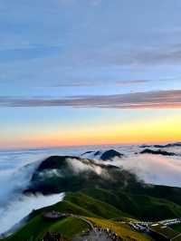 武功山徒步旅行全攻略：雲端草甸與星空露營嘅6大消暑之旅