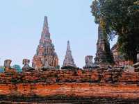 Temples, Tuk-Tuks & Travel Hacks: Backpacking Ayutthaya