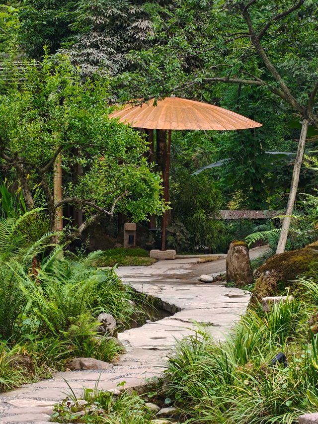 西南首家羅萊夏朵，藏喺青城山嘅避世療癒秘境