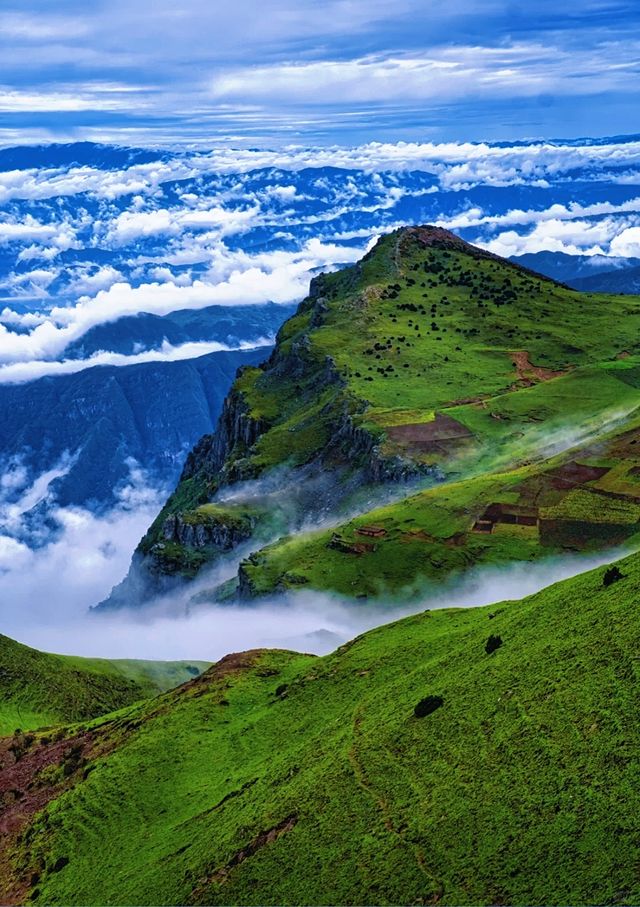 衝入雲端懸崖！這處90°垂直秘境藏著地球心跳