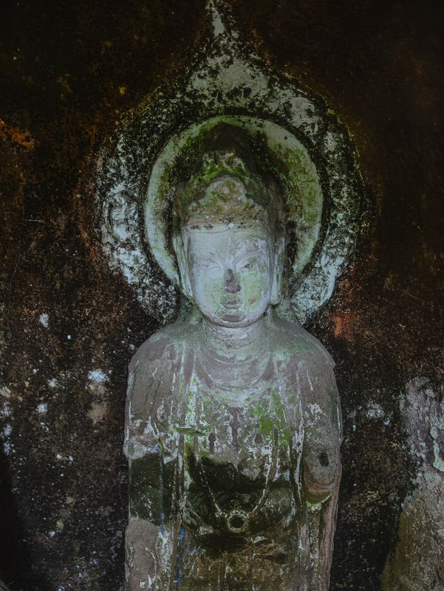喺都江堰嘅密林深處，隱藏住成都最美嘅唐代造像