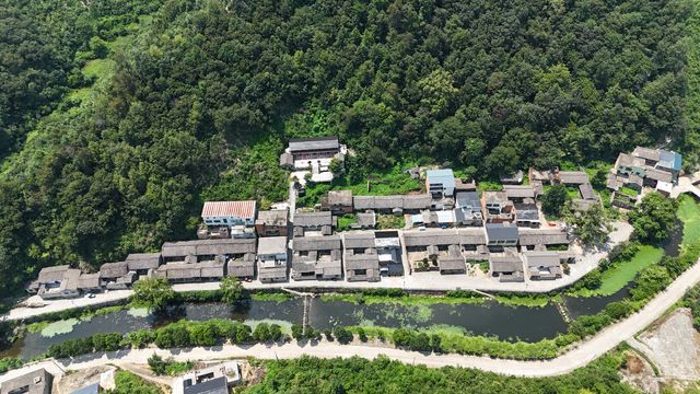 河南新縣錢大灣古村